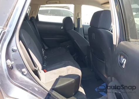 2015 Nissan Rogue Select S z USA, uszkodzony, nr VIN JN8AS5MT6FW652518